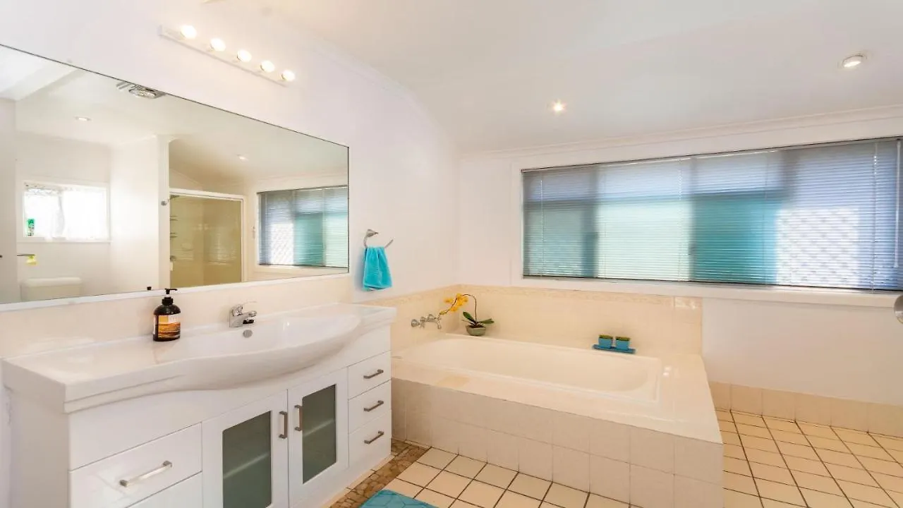 Dog Lovers Retreat Beachmere